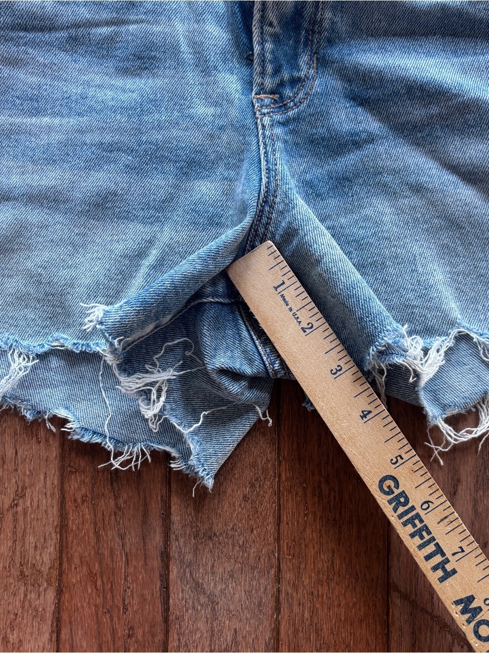 Womens American Eagle Highest Rise 90's Boyfriend Shorts size 6 - Picture 2 of 7